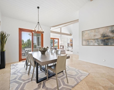 226 Stratford Park Cir - Photo Thumbnail 10