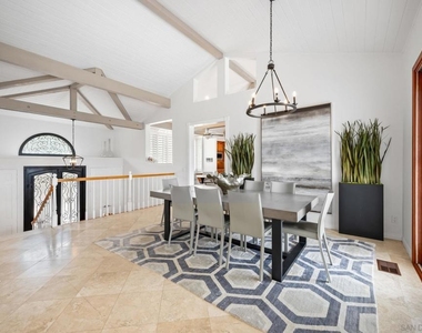226 Stratford Park Cir - Photo Thumbnail 14