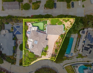 226 Stratford Park Cir - Photo Thumbnail 1