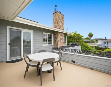 226 Stratford Park Cir - Photo Thumbnail 27