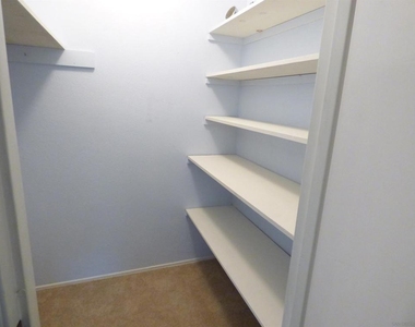 1645 Emerald Street - Photo Thumbnail 7