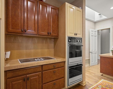 7612 Hillside Dr - Photo Thumbnail 15