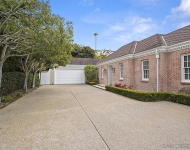 7612 Hillside Dr - Photo Thumbnail 42