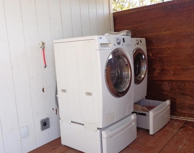 3730 Silverleaf Lane - Photo Thumbnail 22