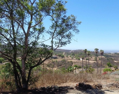 3730 Silverleaf Lane - Photo Thumbnail 24
