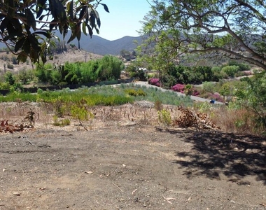 3730 Silverleaf Lane - Photo Thumbnail 25