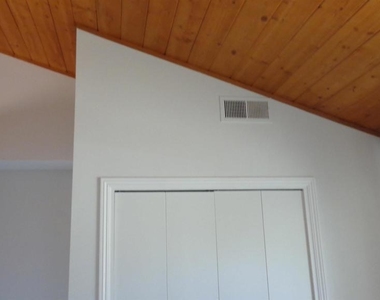 3730 Silverleaf Lane - Photo Thumbnail 14