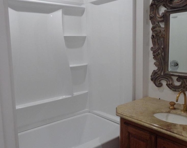 3730 Silverleaf Lane - Photo Thumbnail 9