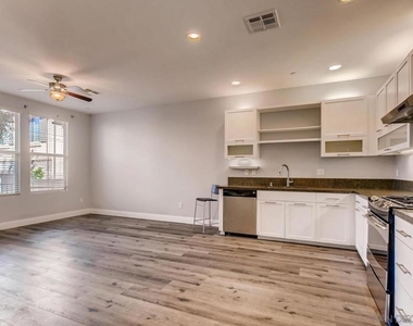 10678 Village Haven Trail - Photo Thumbnail 3