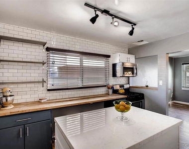 4458 Copeland Ave - Photo Thumbnail 1