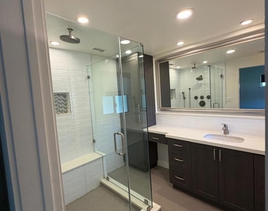 23723 Oxnard Street - Photo Thumbnail 17