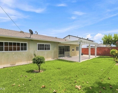 2253 Grafton Street - Photo Thumbnail 19