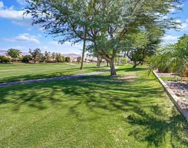 78202 Kensington Avenue - Photo Thumbnail 43