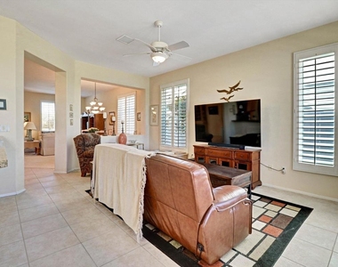 78202 Kensington Avenue - Photo Thumbnail 13
