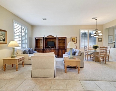 78202 Kensington Avenue - Photo Thumbnail 5