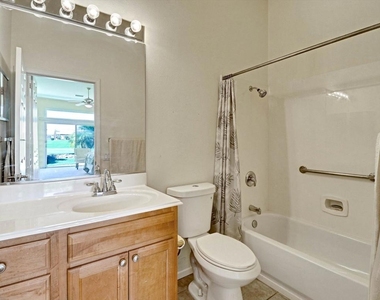 78202 Kensington Avenue - Photo Thumbnail 34