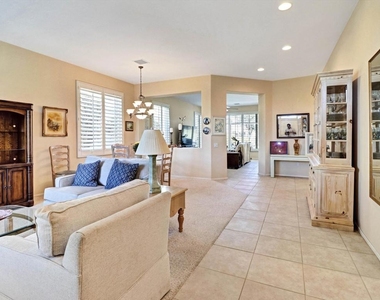 78202 Kensington Avenue - Photo Thumbnail 3
