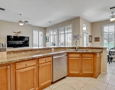 78202 Kensington Avenue - Photo Thumbnail 22
