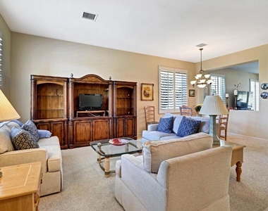 78202 Kensington Avenue - Photo Thumbnail 4