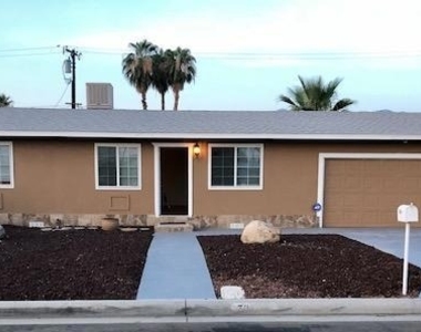 73427 Santa Rosa Way - Photo Thumbnail 24