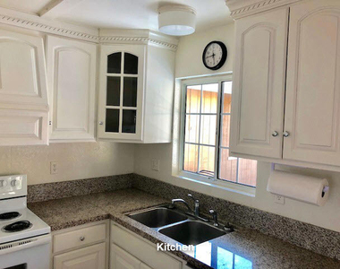 73427 Santa Rosa Way - Photo Thumbnail 4