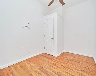 150 Manhattan Avenue - Photo Thumbnail 2