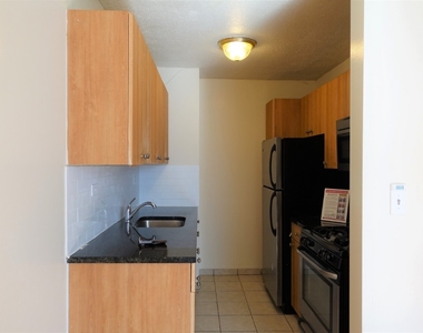 3333 Broadway - Photo Thumbnail 5