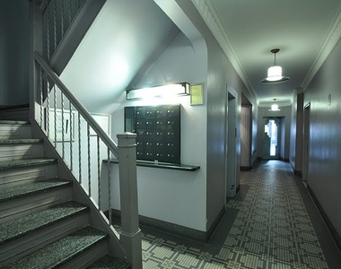 East 31st Street - Photo Thumbnail 7