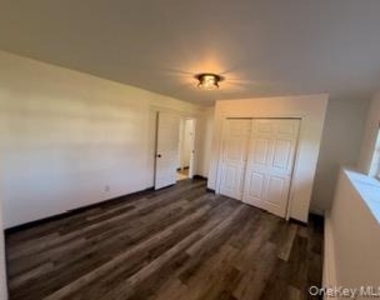 19 Summit Place - Photo Thumbnail 8