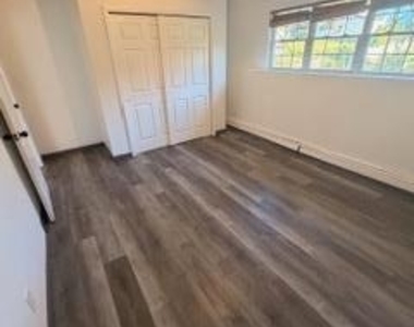 19 Summit Place - Photo Thumbnail 7