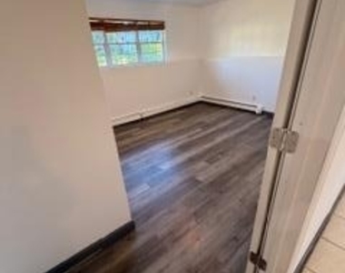 19 Summit Place - Photo Thumbnail 6