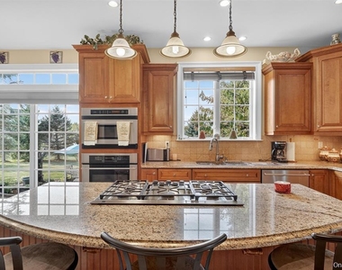 36 Deangelis Drive - Photo Thumbnail 4