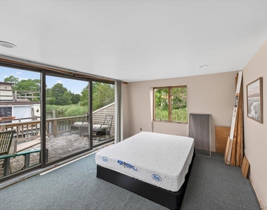 149 C Riverside Drive - Photo Thumbnail 7