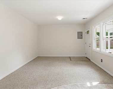 455 Moriches Road - Photo Thumbnail 10