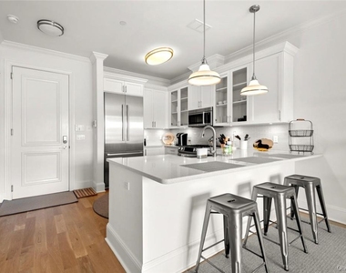 11 River Street - Photo Thumbnail 4