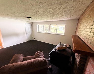 21 Craig Road - Photo Thumbnail 6