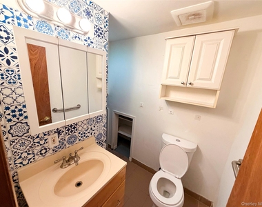 21 Craig Road - Photo Thumbnail 9