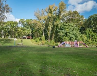 284 Park Avenue - Photo Thumbnail 33