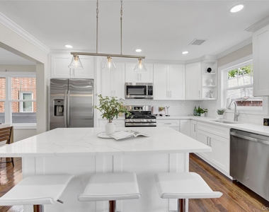 60 W Milton Street - Photo Thumbnail 2