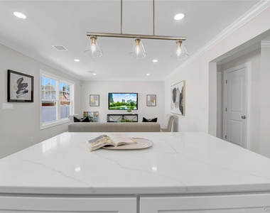 60 W Milton Street - Photo Thumbnail 5