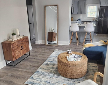 156 Cleveland Avenue - Photo Thumbnail 3