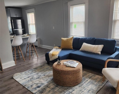156 Cleveland Avenue - Photo Thumbnail 4