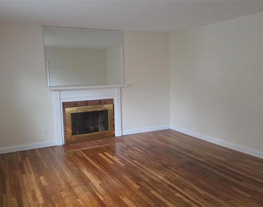 27 Haines Boulevard - Photo Thumbnail 8