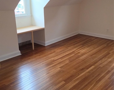 27 Haines Boulevard - Photo Thumbnail 12