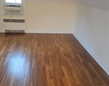 27 Haines Boulevard - Photo Thumbnail 13