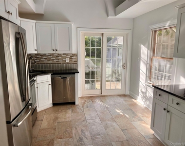 74 Tyler Avenue - Photo Thumbnail 7