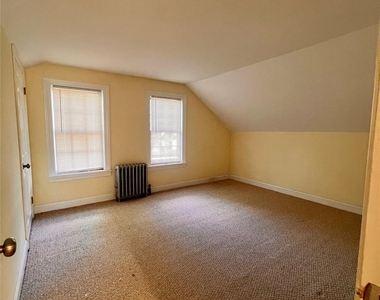 74 Tyler Avenue - Photo Thumbnail 13