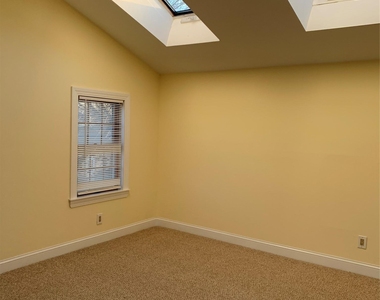 74 Tyler Avenue - Photo Thumbnail 9