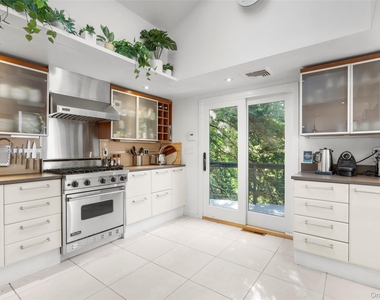 33 Dry Pond Road - Photo Thumbnail 15