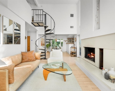 33 Dry Pond Road - Photo Thumbnail 10